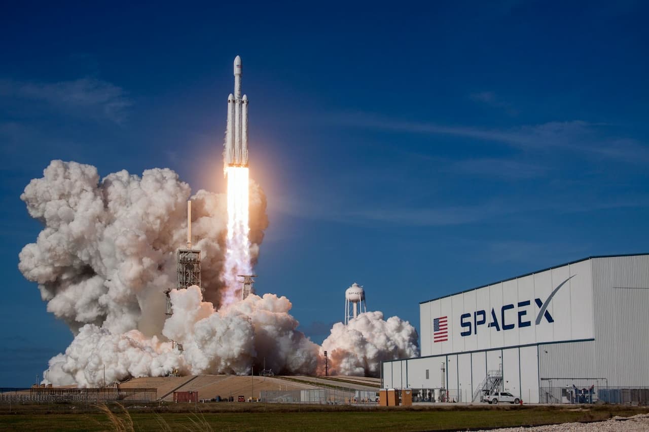 How to find job in space industry?